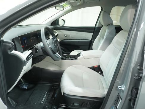 Used 2026 Hyundai Tucson SEL AWD/4WD image 11