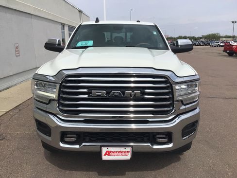 Used 2019 RAM 2500 Limited w/ Cold Weather Group AWD/4WD image 3