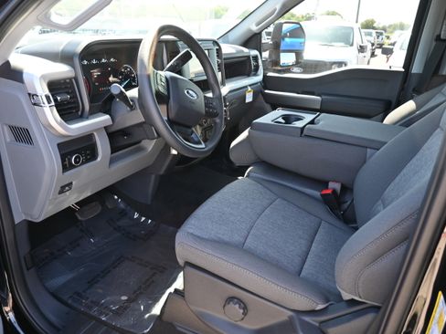New 2026 Ford F250 XL w/ STX Appearance Package AWD/4WD image 15