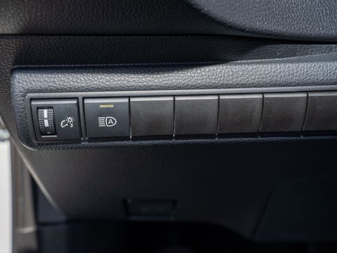 Used 2024 Toyota Corolla LE image 28