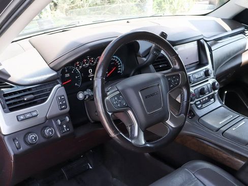 Used 2018 GMC Yukon Denali w/ Denali Ultimate Package image 21