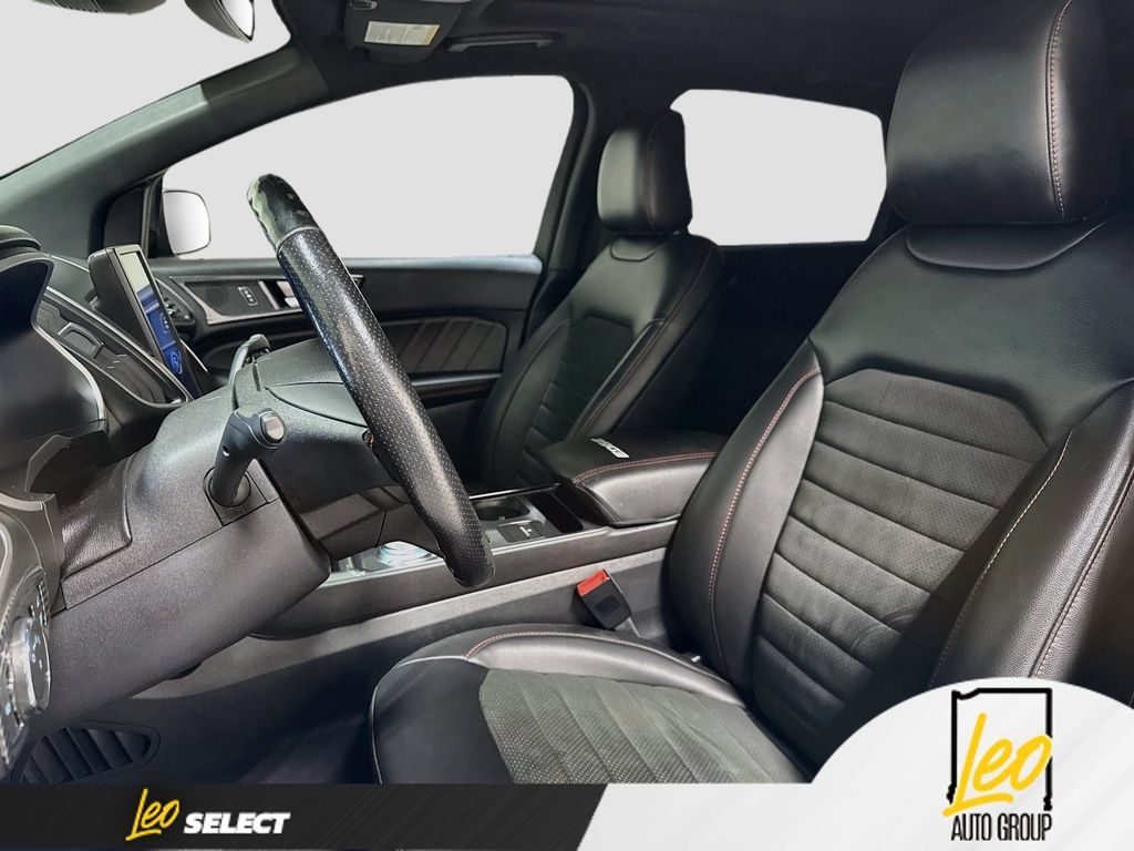 Used 2021 Ford Edge ST-Line FWD image 23
