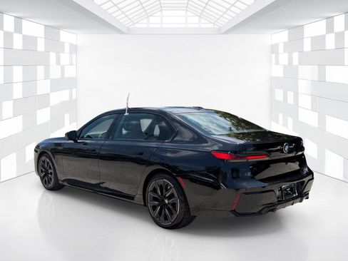 Used 2023 BMW 740i RWD image 5