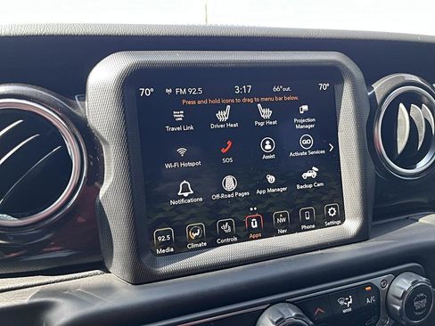 Used 2021 Jeep Wrangler Unlimited Sahara AWD/4WD image 31
