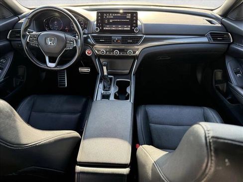 Used 2019 Honda Accord Sport image 14