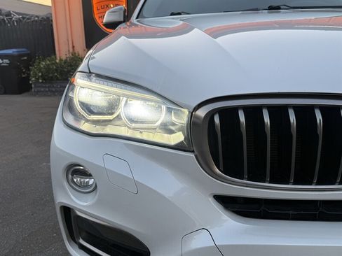 Used 2016 BMW X6 xDrive50i AWD/4WD image 4