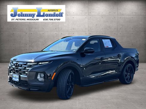 Used 2023 Hyundai Santa Cruz Night w/ Cargo Package AWD/4WD image 4