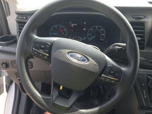 Used 2022 Ford Transit 350 XLT RWD image 11