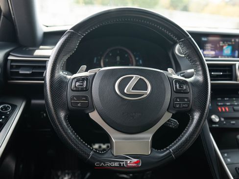 Used 2018 Lexus IS 300 F Sport w/ F Sport Package image 21