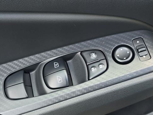 New 2026 Nissan Altima 2.5 SV AWD/4WD image 13