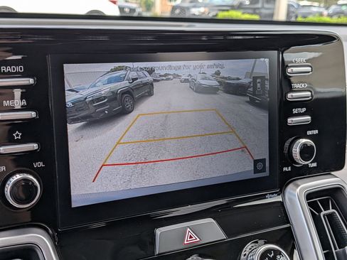 Used 2021 Kia Sorento LX FWD image 31