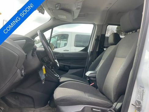 Used 2017 Ford Transit Connect XL image 3