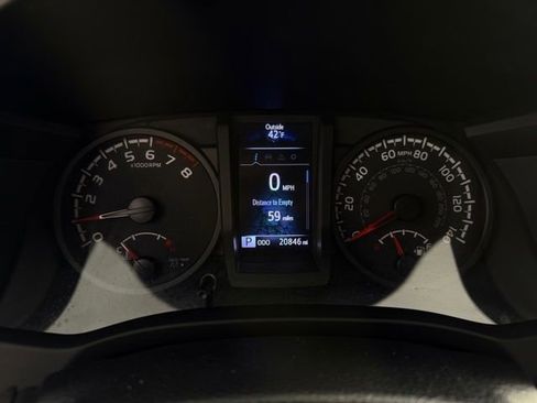 Used 2023 Toyota Tacoma SR image 18