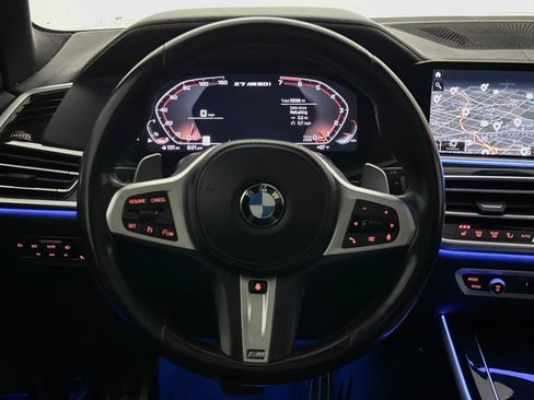 Used 2022 BMW X7 M50i w/ Cold Weather Package AWD/4WD image 33