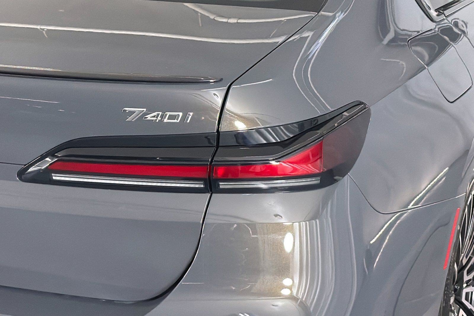 New 2026 BMW 740i RWD image 25