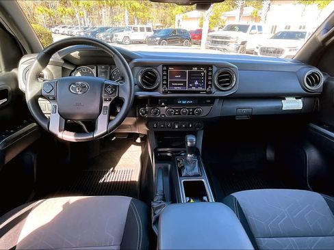 Used 2023 Toyota Tacoma TRD Sport w/ Advanced Technology Package image 15