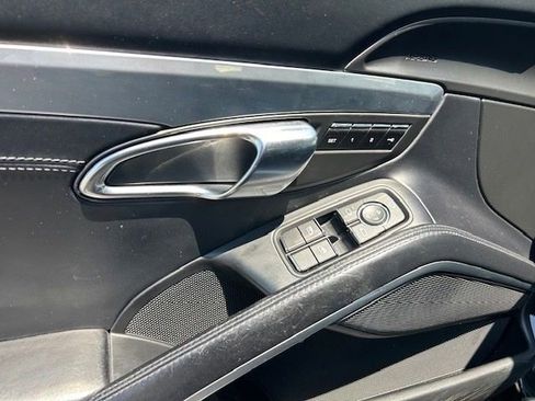 Used 2016 Porsche 911 Carrera 4 AWD/4WD image 16