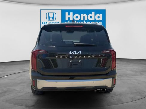 Used 2025 Kia Telluride S FWD image 6