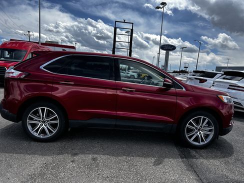 Used 2024 Ford Edge Titanium w/ Equipment Group 301A AWD/4WD image 7