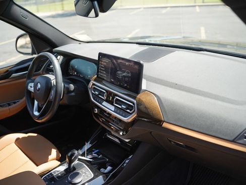 Used 2023 BMW X3 xDrive30i w/ Premium Package w/ZPA AWD/4WD image 15