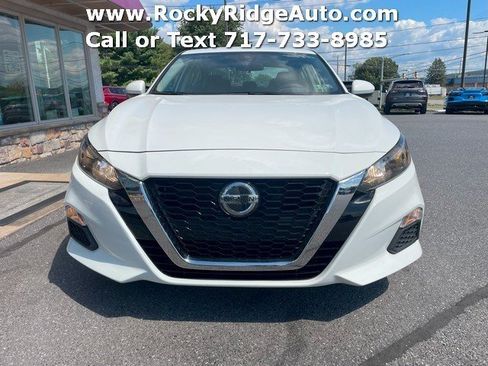 Used 2022 Nissan Altima 2.5 S image 2