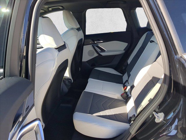 Used 2026 BMW X1 xDrive28i w/ Technology Package AWD/4WD image 21