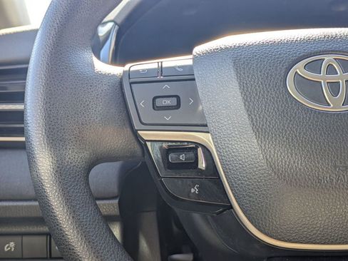 Used 2025 Toyota Camry LE FWD image 23