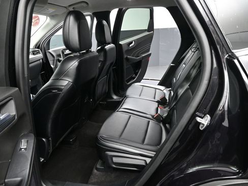 Used 2024 Ford Escape Platinum AWD/4WD image 27