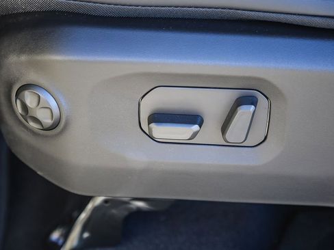 New 2025 Jeep Gladiator Rubicon w/ Convenience Group image 22