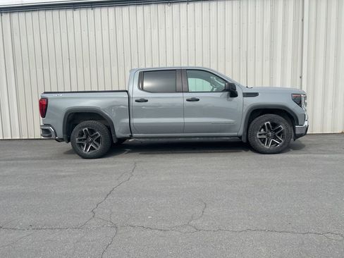 Used 2024 GMC Sierra 1500 Pro w/ Pro Value Package image 5