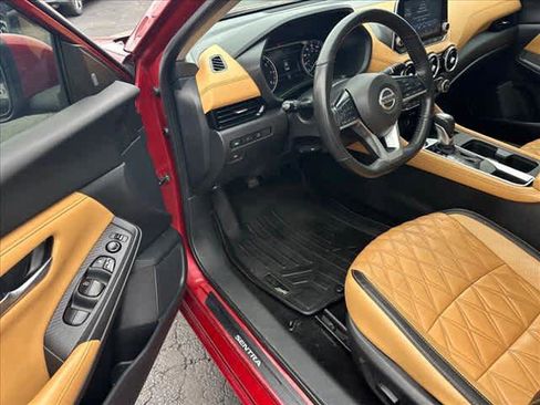 Used 2023 Nissan Sentra SV w/ SV Premium Package image 6