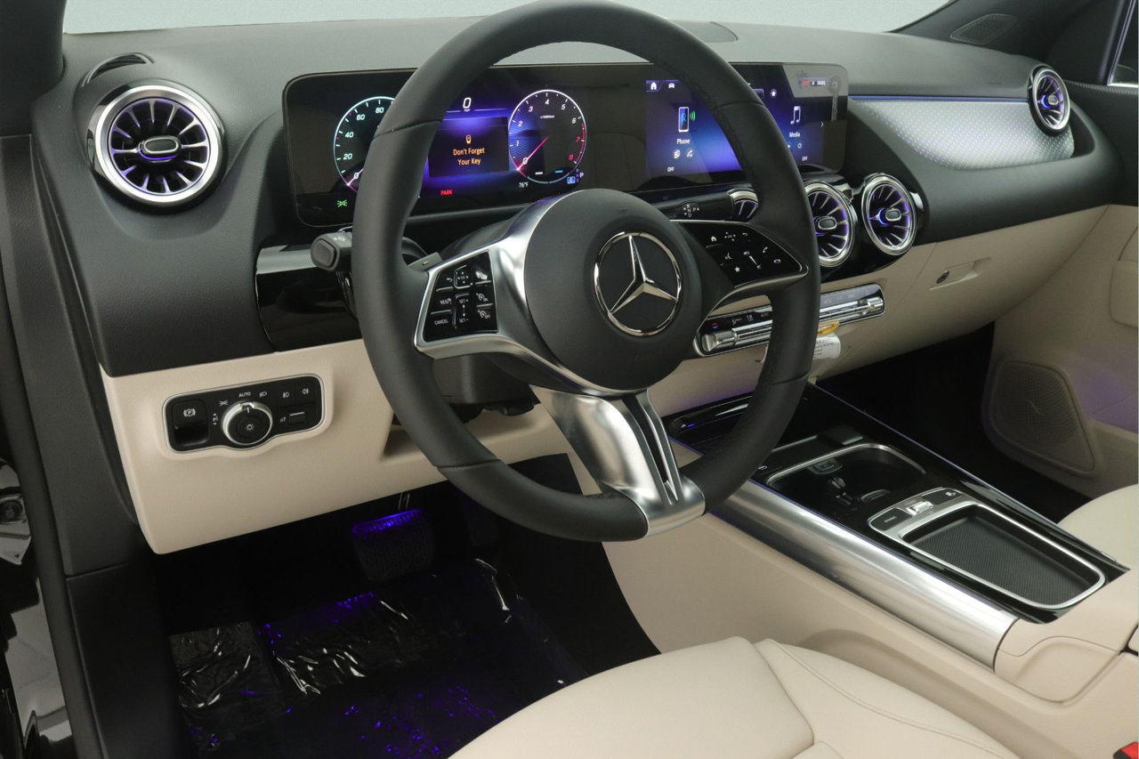 New 2026 Mercedes-Benz GLA 250 image 4