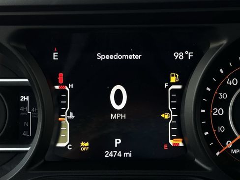 Used 2026 Jeep Wrangler Unlimited Rubicon AWD/4WD image 15