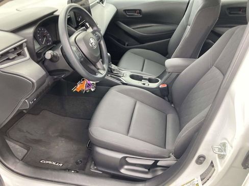 Used 2024 Toyota Corolla LE image 19