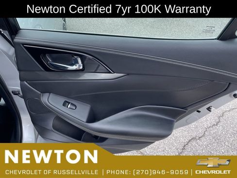 Used 2022 Nissan Maxima SV w/ Floor Mat Group FWD image 29