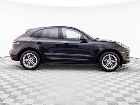 Certified 2026 Porsche Macan AWD/4WD image 7