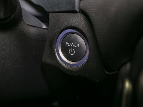 Used 2023 Toyota RAV4 SE image 30