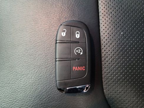 Used 2019 Jeep Compass Limited w/ Safety & Security Group AWD/4WD image 32