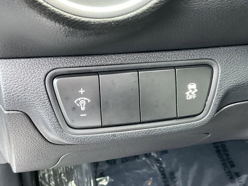 Used 2024 Kia Forte LXS FWD image 26
