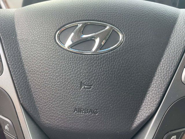Used 2014 Hyundai Santa Fe Sport w/ Popular Equipment Package 02 FWD image 22