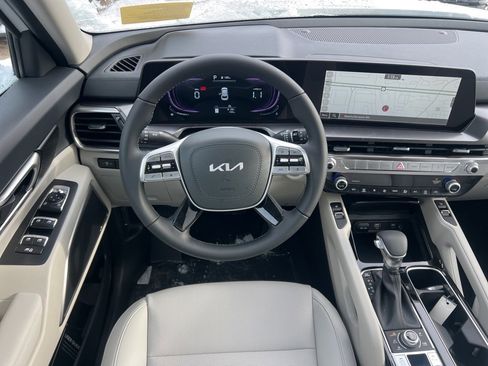 New 2025 Kia Telluride S image 12