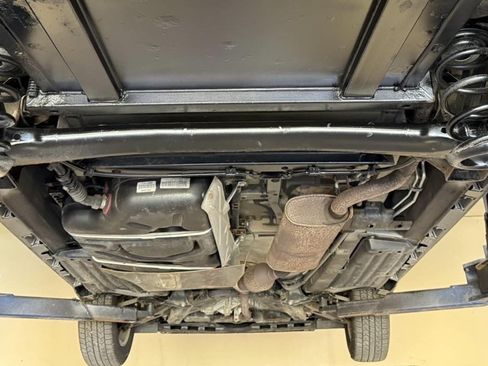 Used 2013 Toyota Sienna L w/ Towing Pkg FWD image 30