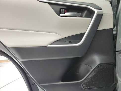 Used 2023 Toyota RAV4 XLE Premium FWD image 29