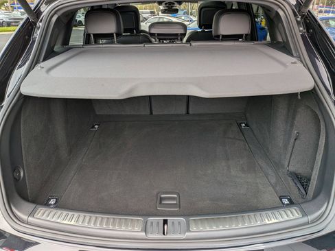 Used 2025 Porsche Macan image 22