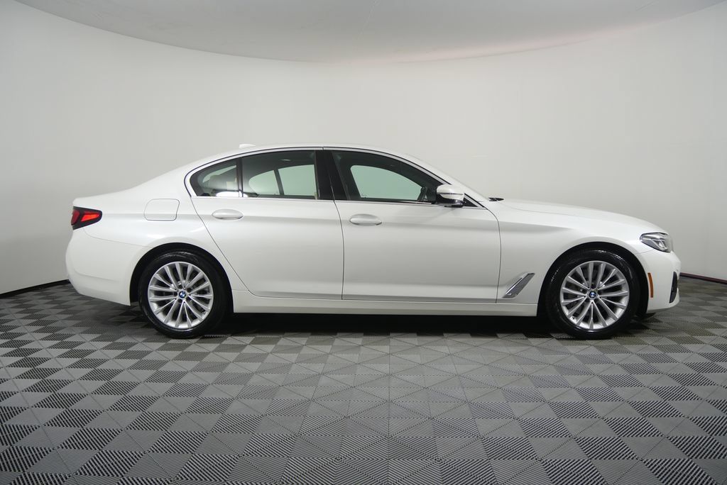Used 2022 BMW 530i RWD image 6
