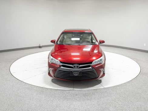 Used 2015 Toyota Camry XLE w/ Moonroof Package FWD image 27