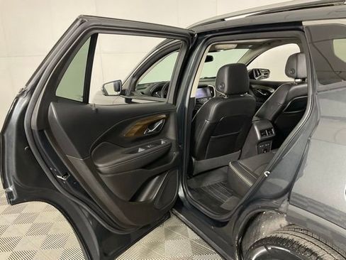 Used 2018 GMC Terrain Denali w/ Advanced Safety Package AWD/4WD image 33