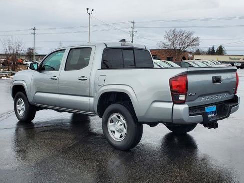 Used 2023 Toyota Tacoma SR image 5