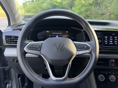 Used 2023 Volkswagen Taos S FWD image 25
