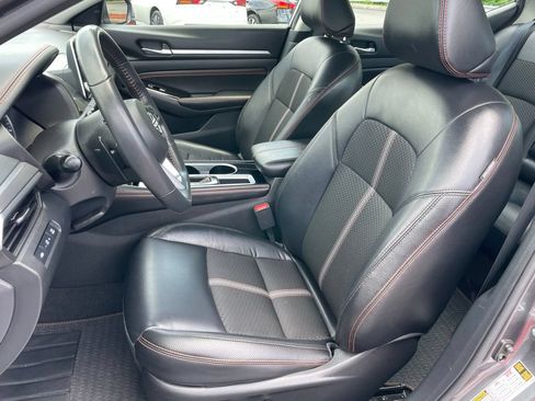 Certified 2025 Nissan Altima 2.5 SR AWD/4WD image 6